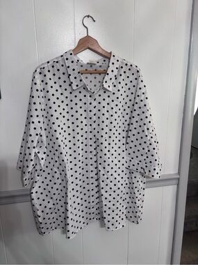 Button-Down Polka Dot Cotton Blouse - White with Black Dots
